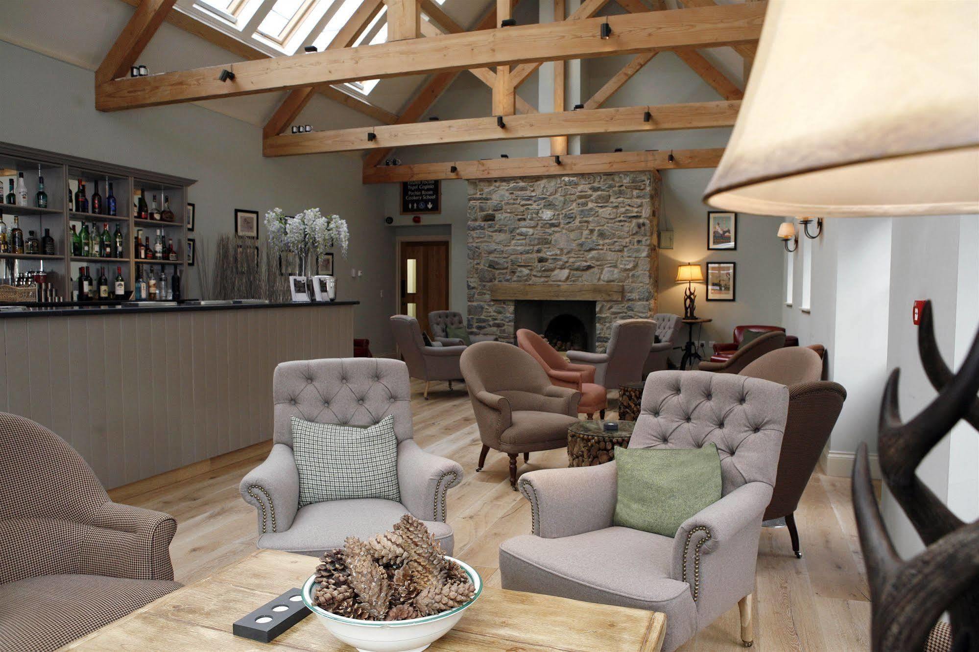 Furnace Farmhouse Bodnant Tal-y-Cafn ภายนอก รูปภาพ