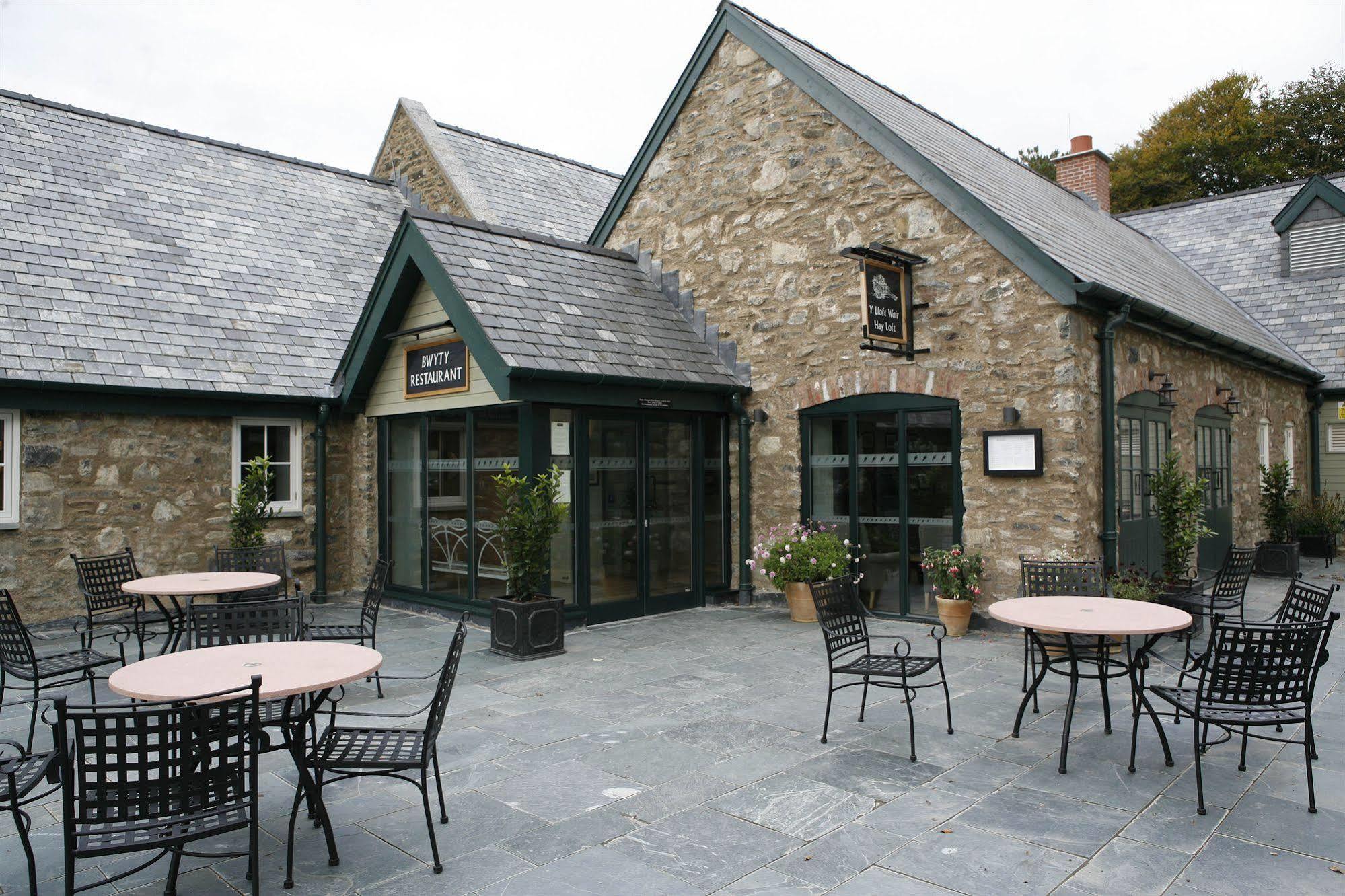 Furnace Farmhouse Bodnant Tal-y-Cafn ภายนอก รูปภาพ